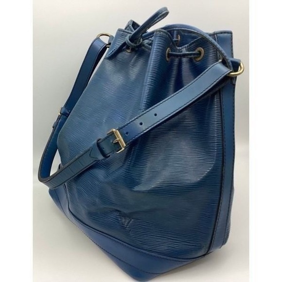 Louis Vuitton Epi Noe Blue Leather Bag - Picture 2 of 3